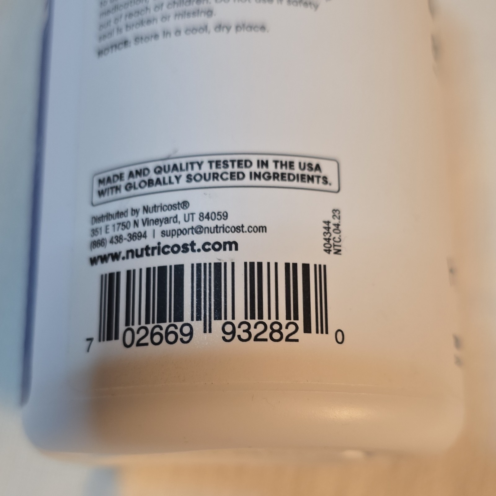 Nutricost L-Glutamine 800mg Capsules 180 Non-GMO Gluten-Free Exp 04/2027