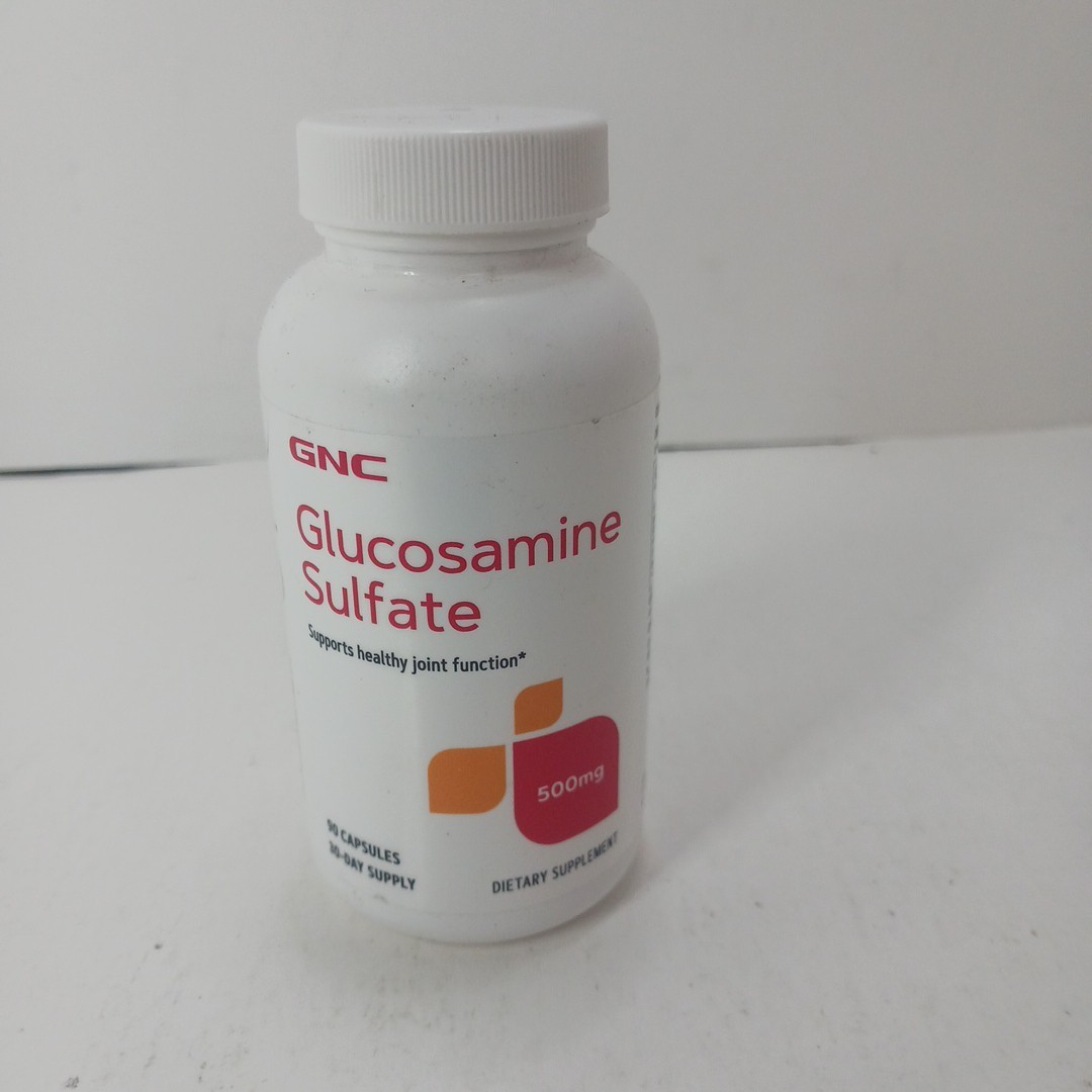 GNC Glucosamine Sulfate Joint Supplement 500 mg 90 Capsules NEW EXP 12/2027