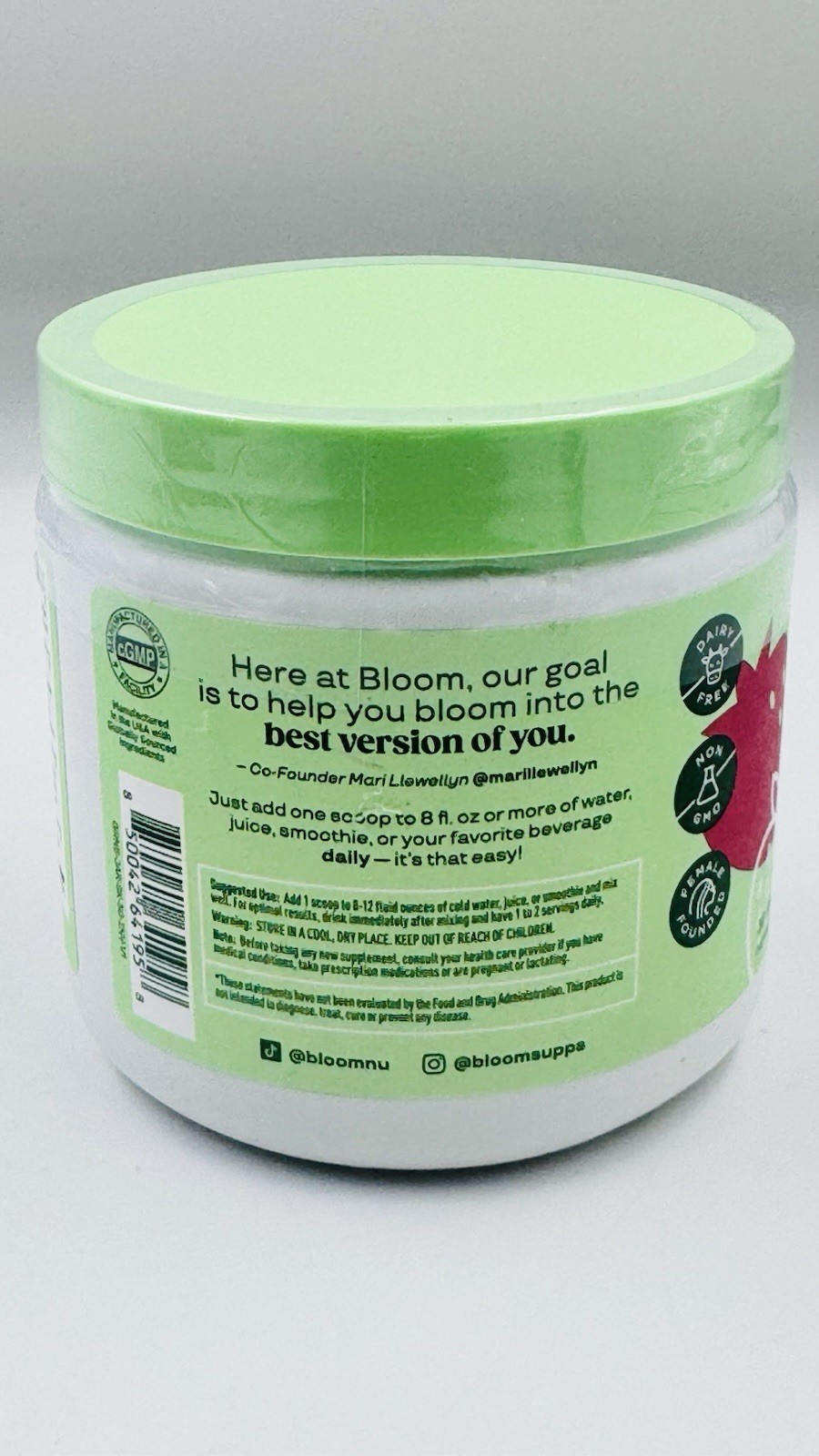 Bloom Greens & Superfoods Strawberry Kiwi Powder 6.39oz Gluten-Free Exp: 12/2026