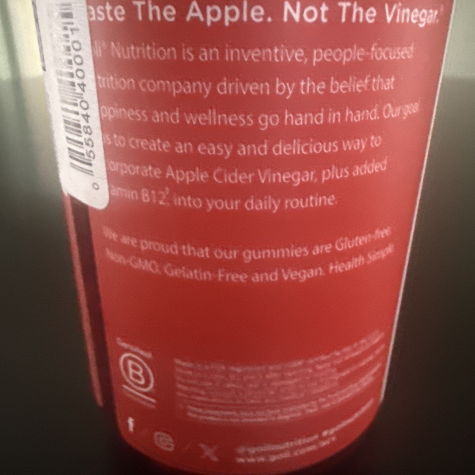 Goli Apple Cider Vinegar Gummies Worlds First ACV Gummy with Vitamin B12