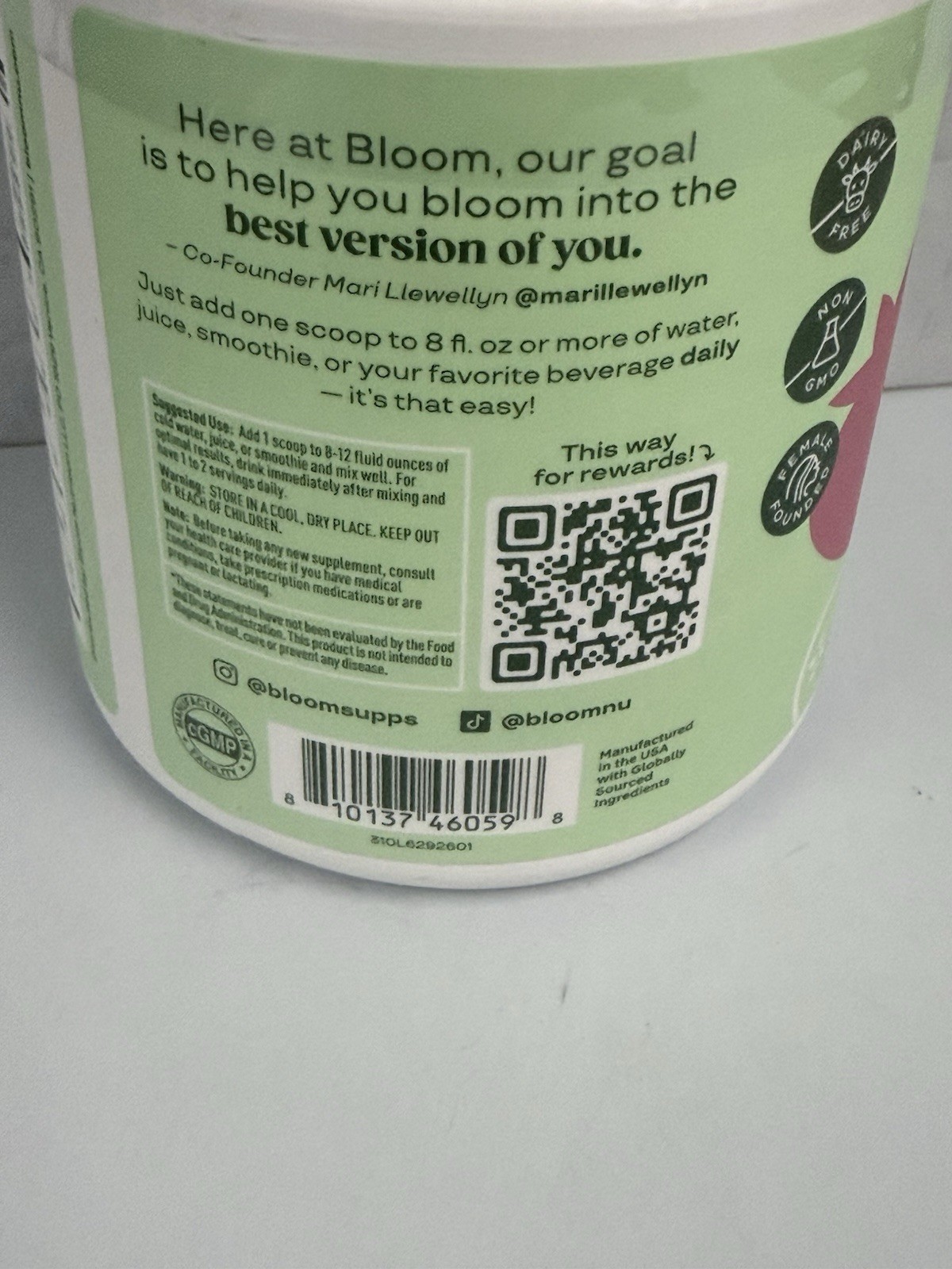 Bloom Nutrition Greens & Superfoods Supplement Powder, Berry Expired 11/25