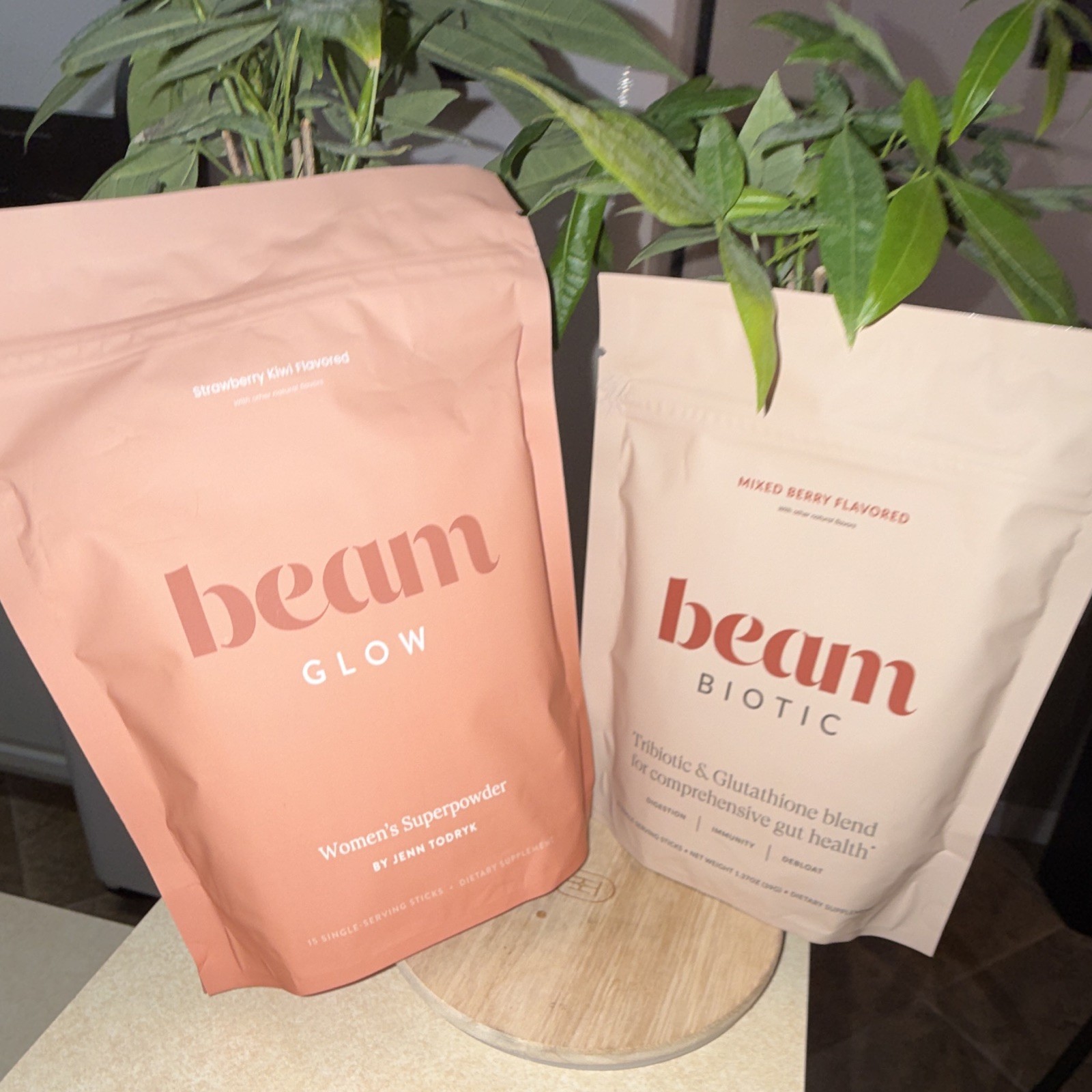 beam Glow Women’s Superpowder Strawberry Kiwi + Biotic Glutathione Powder BUNDLE