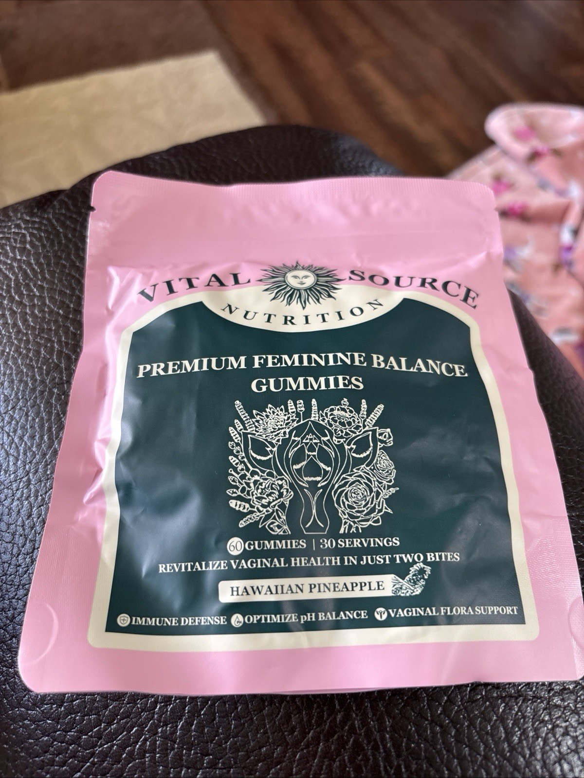 VITAL SOURCE NUTRITION Feminine Balance Gummies Hawaiian Pineapple Exp 05/27 60c