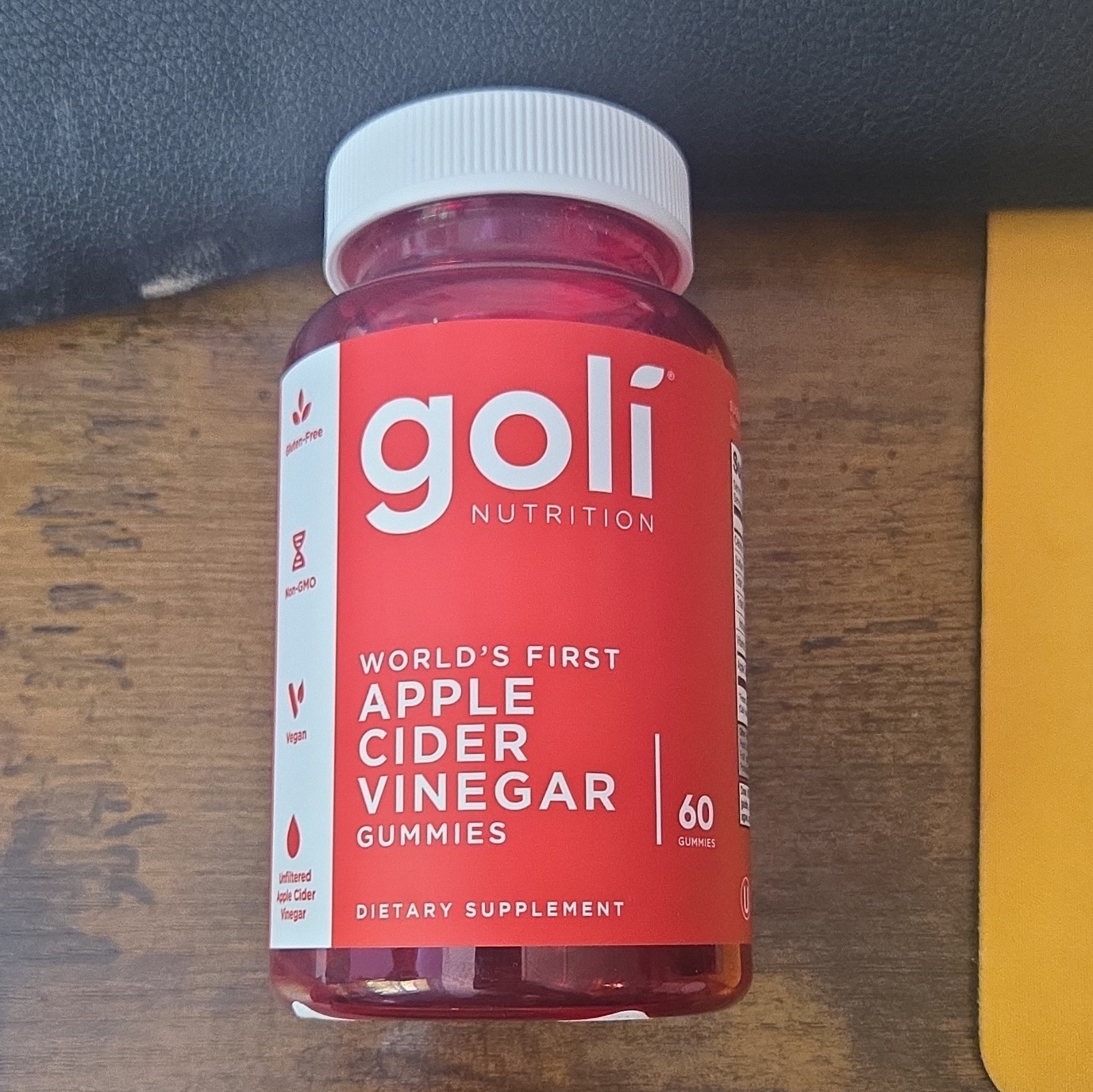 Goli Nutrition Apple Cider Vinegar Gummies 60ct Vitamin B12 Vegan Gluten-Free