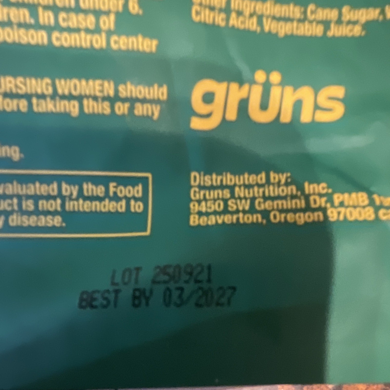grüns Superfoods Greens Gummies Vegan Gluten-Free 224 Gummies 28 Daily Packs