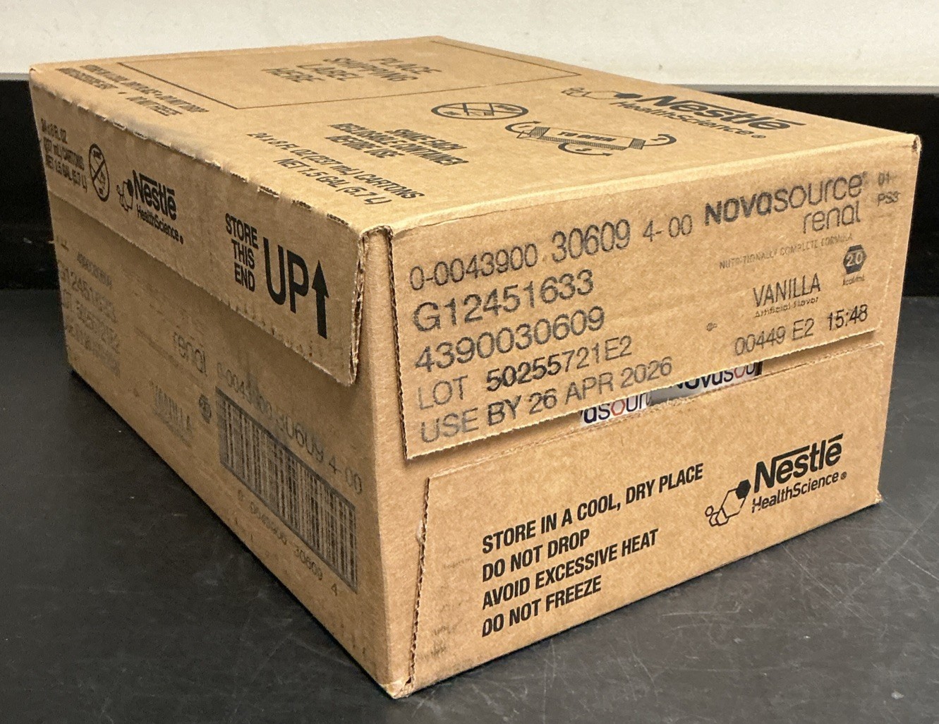 Case of 24 Nestle Vanilla Flavor Novasource Renal Formula | 8 oz Cartons