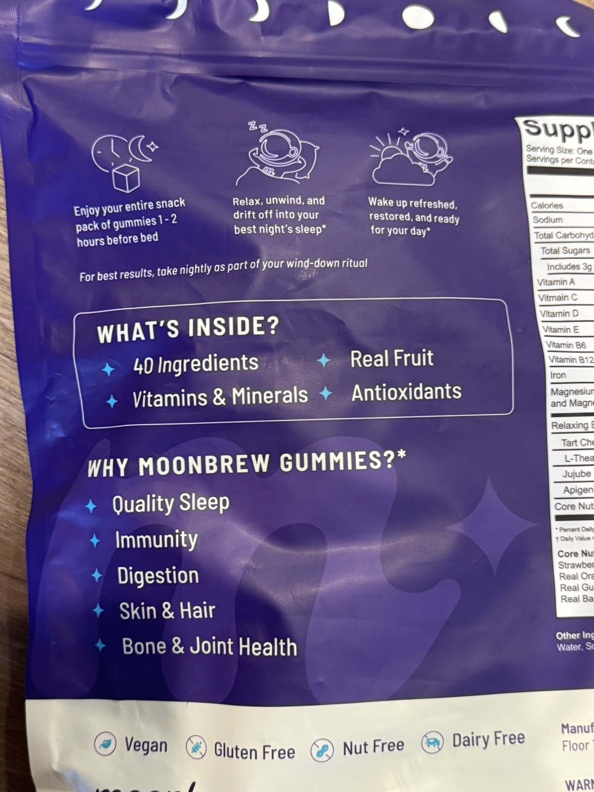 moonbrew Sleep Support Melatonin-Free Magnesium Gummies Strawberry 25 Pack
