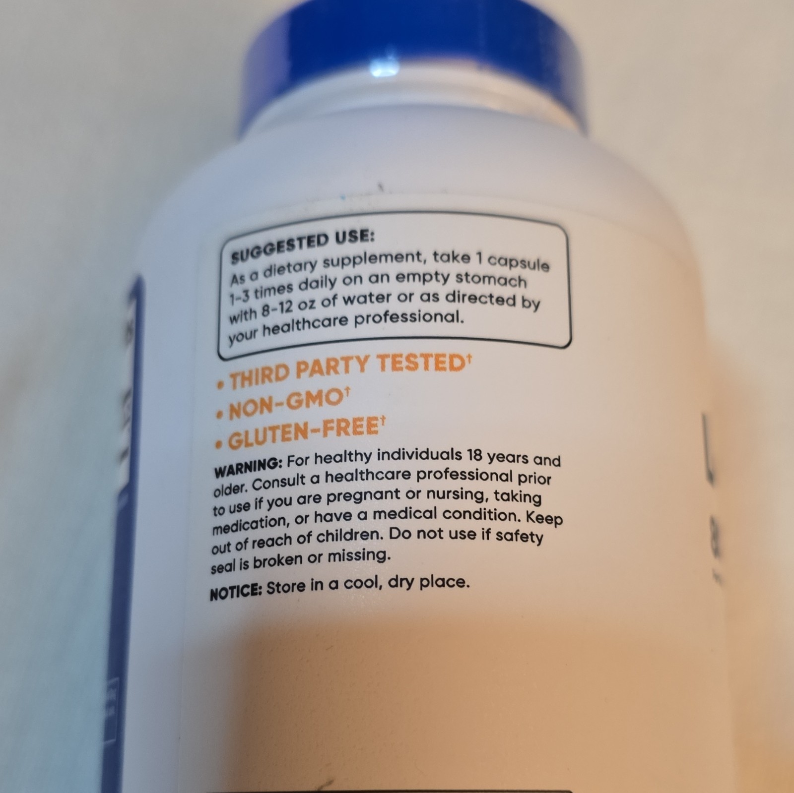 Nutricost L-Glutamine 800mg Capsules 180 Non-GMO Gluten-Free Exp 04/2027
