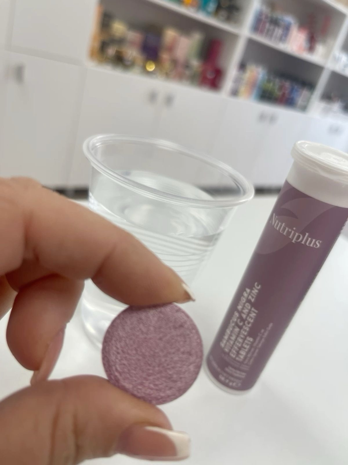Nutriplus Sambucus: Fortalece tu sistema inmunológico naturalmente.