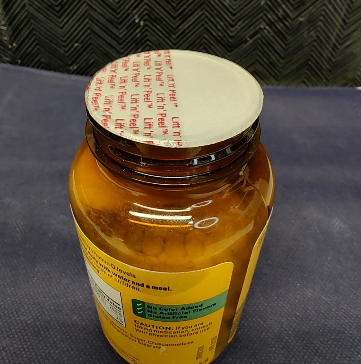 Nature Made D3 2000 iu 220ct immune health supplement EXP4/26 B83