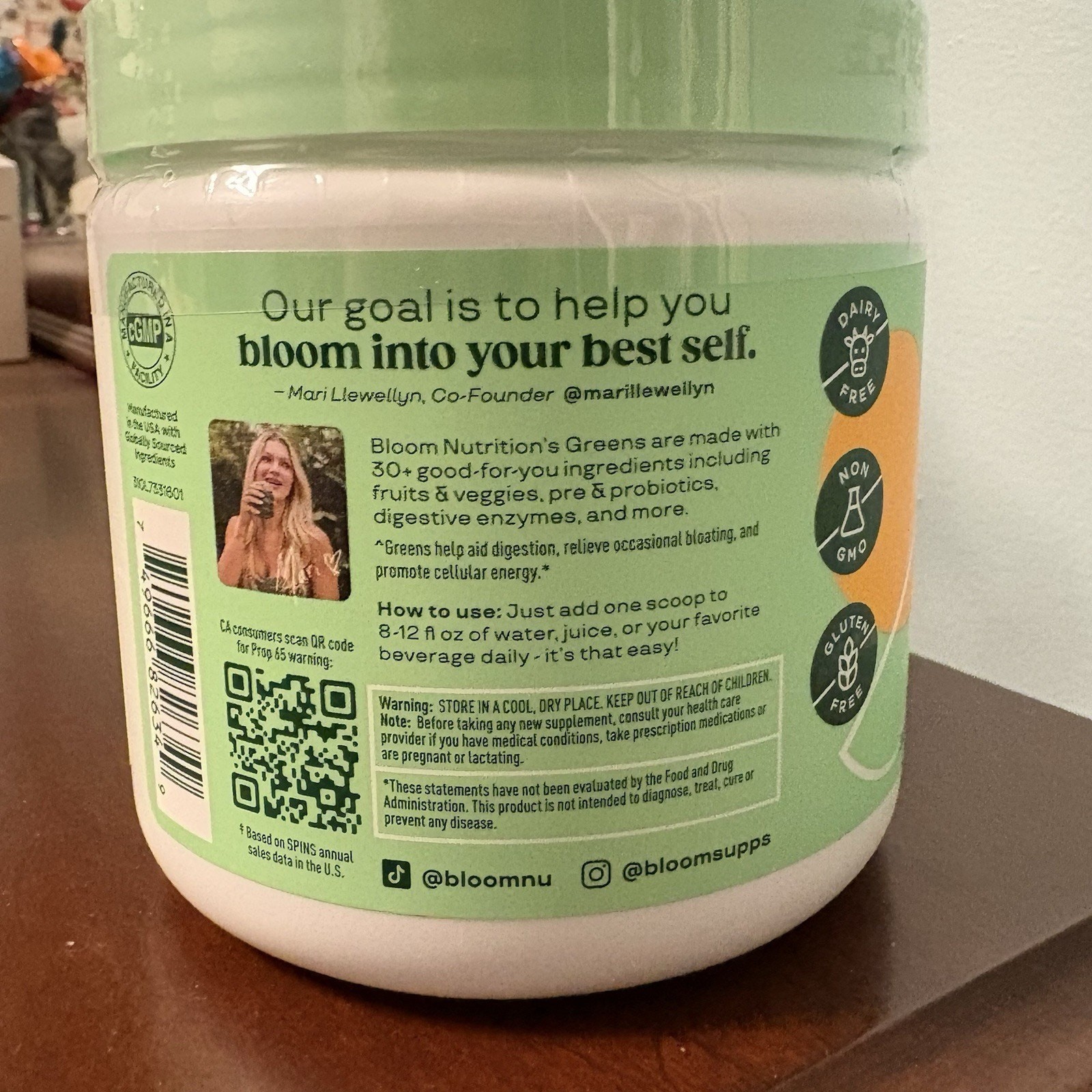 Bloom Greens Superfood Powder Mango Dietary Supplement 30 Servings Digestion Aid