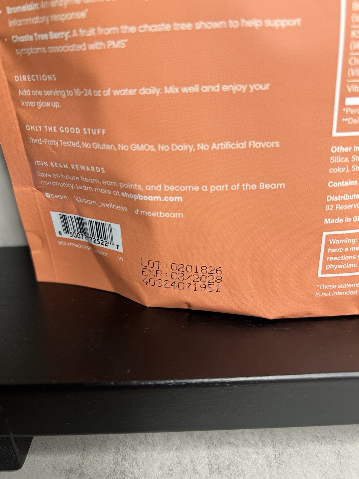 beam Glow Women’s Hormone Support Superpowder Peach Mango 15 Sticks Exp 10/27