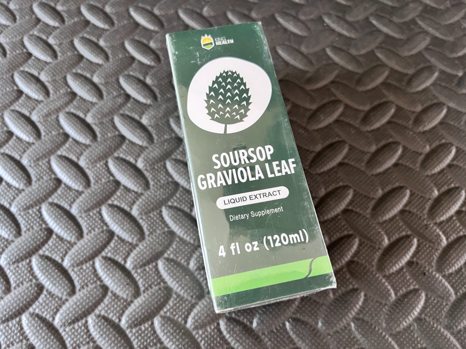 Organic Soursop Graviola Leaves Extract Liquid Supplements, 4 fl oz – 120ml
