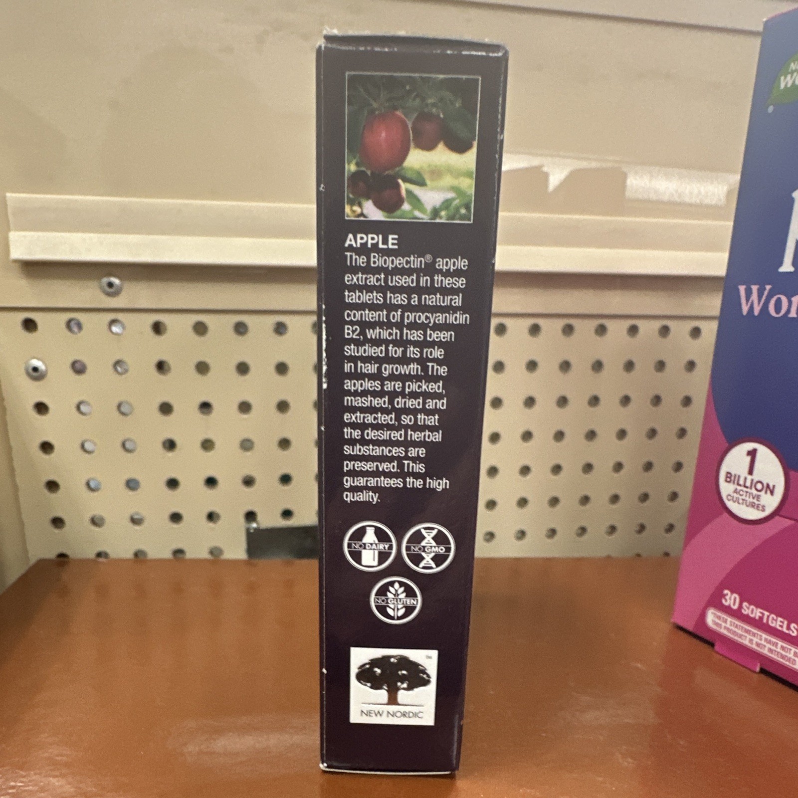 New Nordic Hair Volume Apple Extract Biotin Zinc 30ct Exp 03/2028