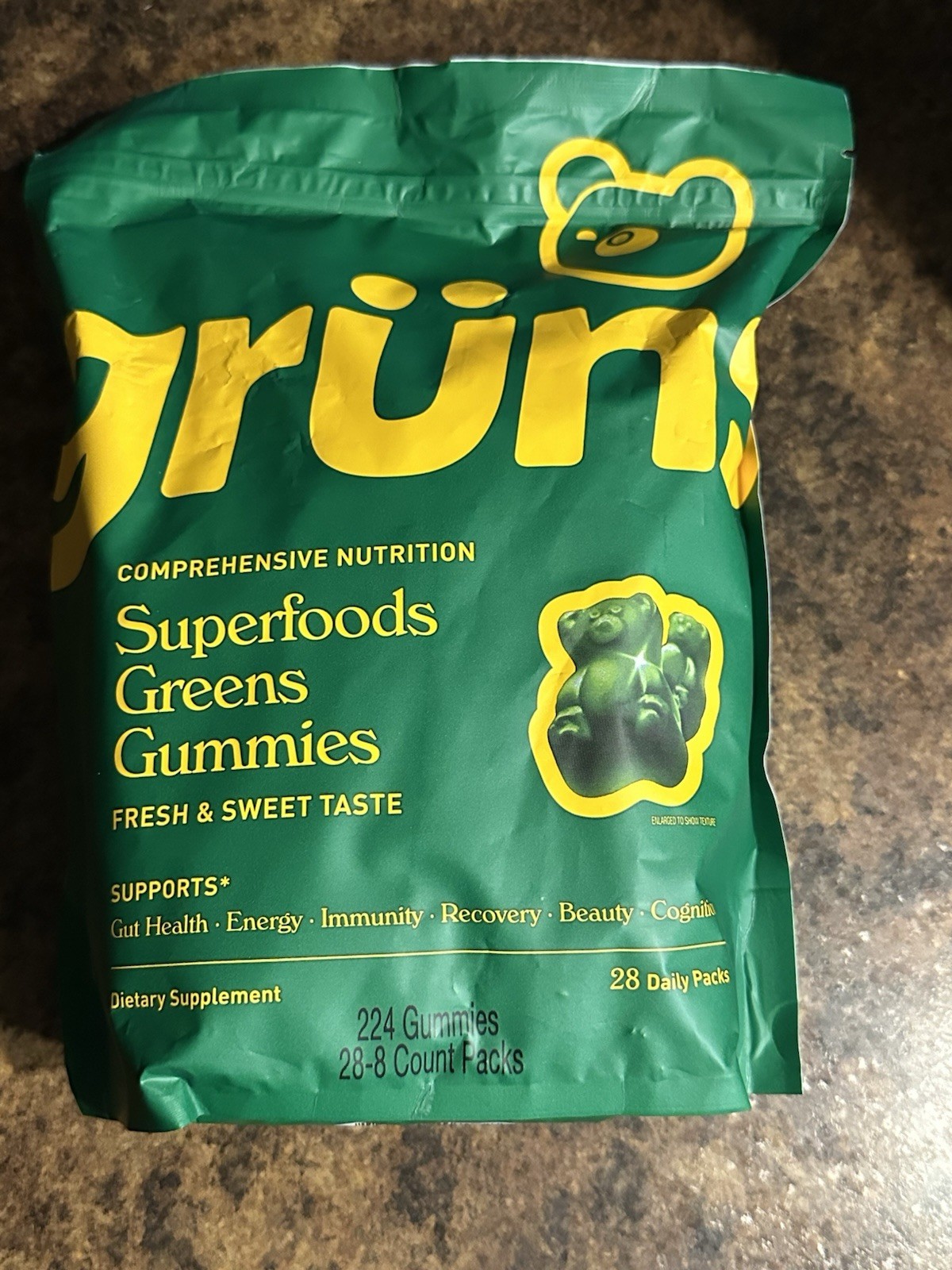 grüns Superfoods Greens Gummies Original & Sour Grinch Punch, 4 bags total