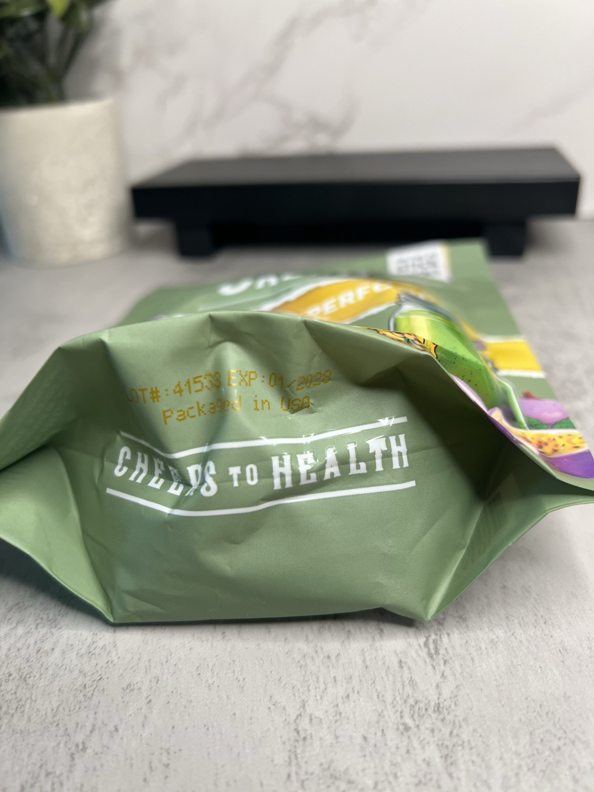 Salud Greens+Superfoods Maracuya Passion Fruit 15 Sticks Exp 11/2026