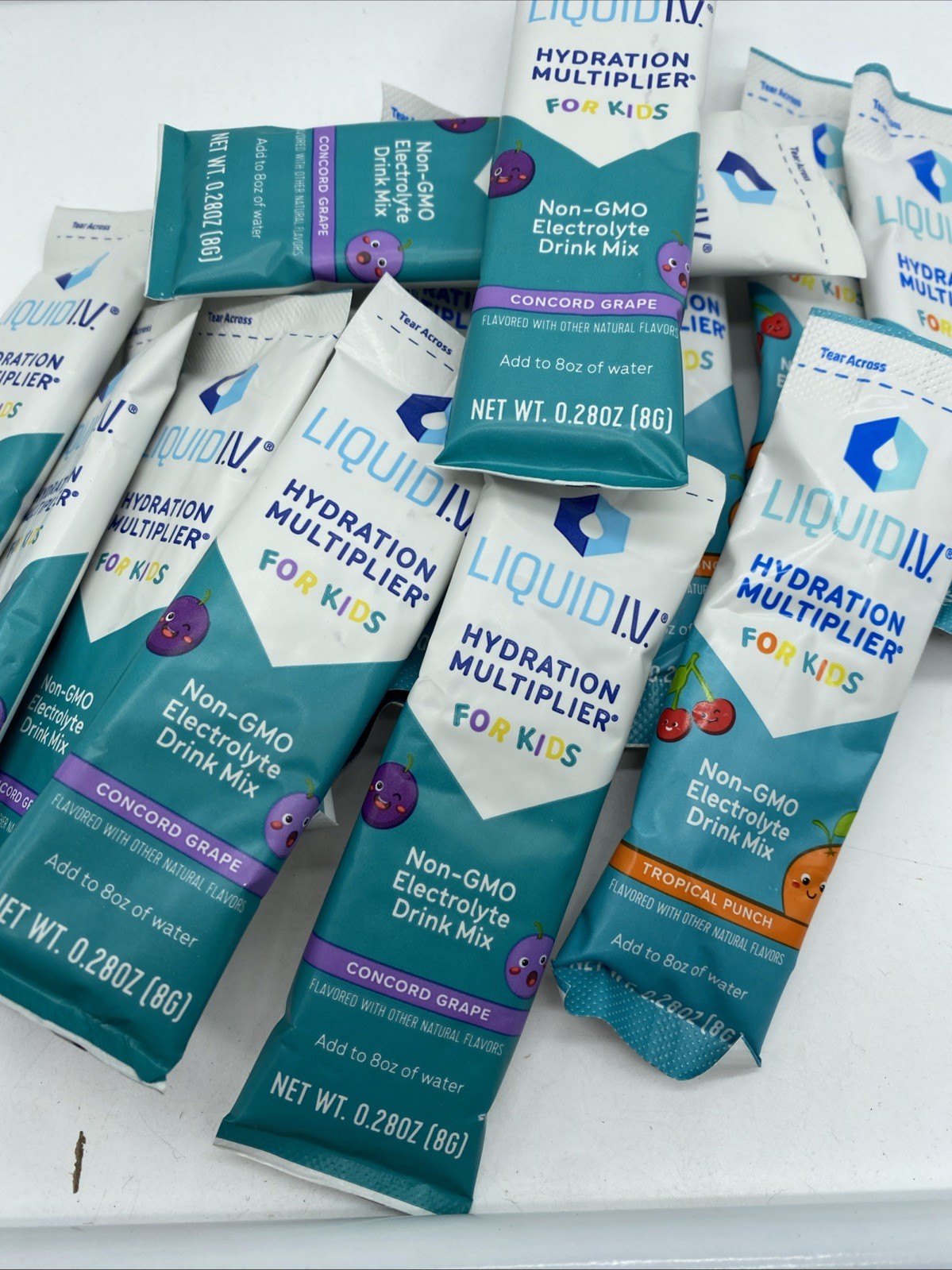 (72) Liquid I.V. Hydration Multiplier Immune Drink Mix Punch & Grape COMBINESHIP