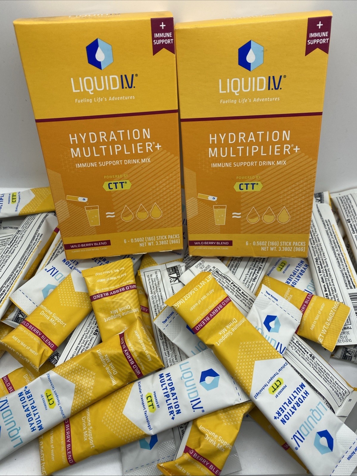 (75) Liquid I.V. Hydration Multiplier Immune Drink Mix WildBerry JN25COMBINESHIP