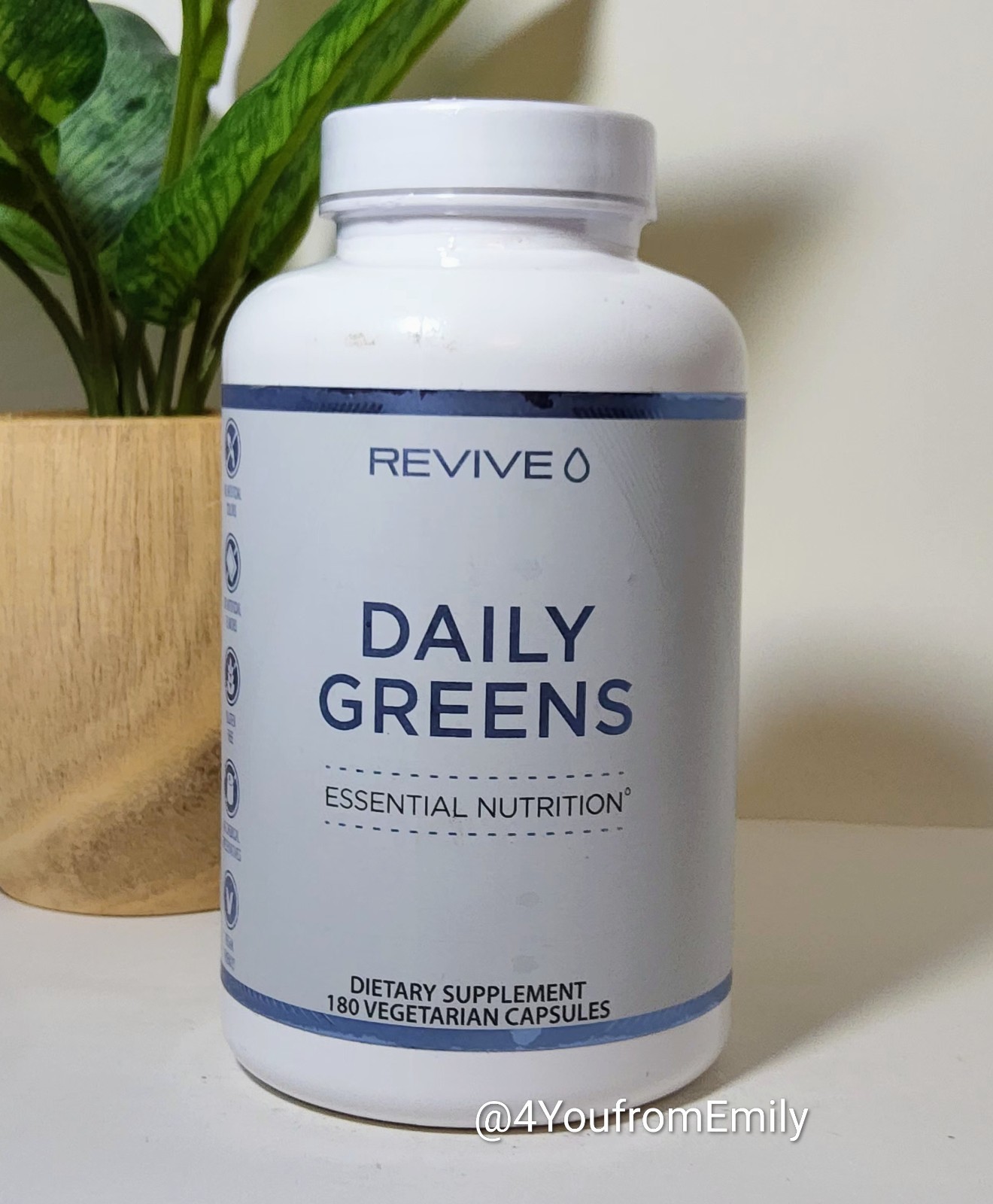 Revive Daily Greens Essential Nutrition 180 Vegetarian Capsules Exp 10/2026 NEW
