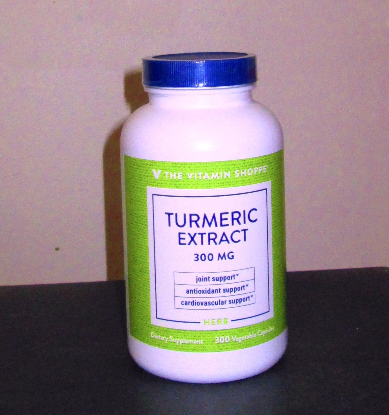 Vitamin Shoppe-Turmeric with Curcumin-300 mg-300 veg capsules