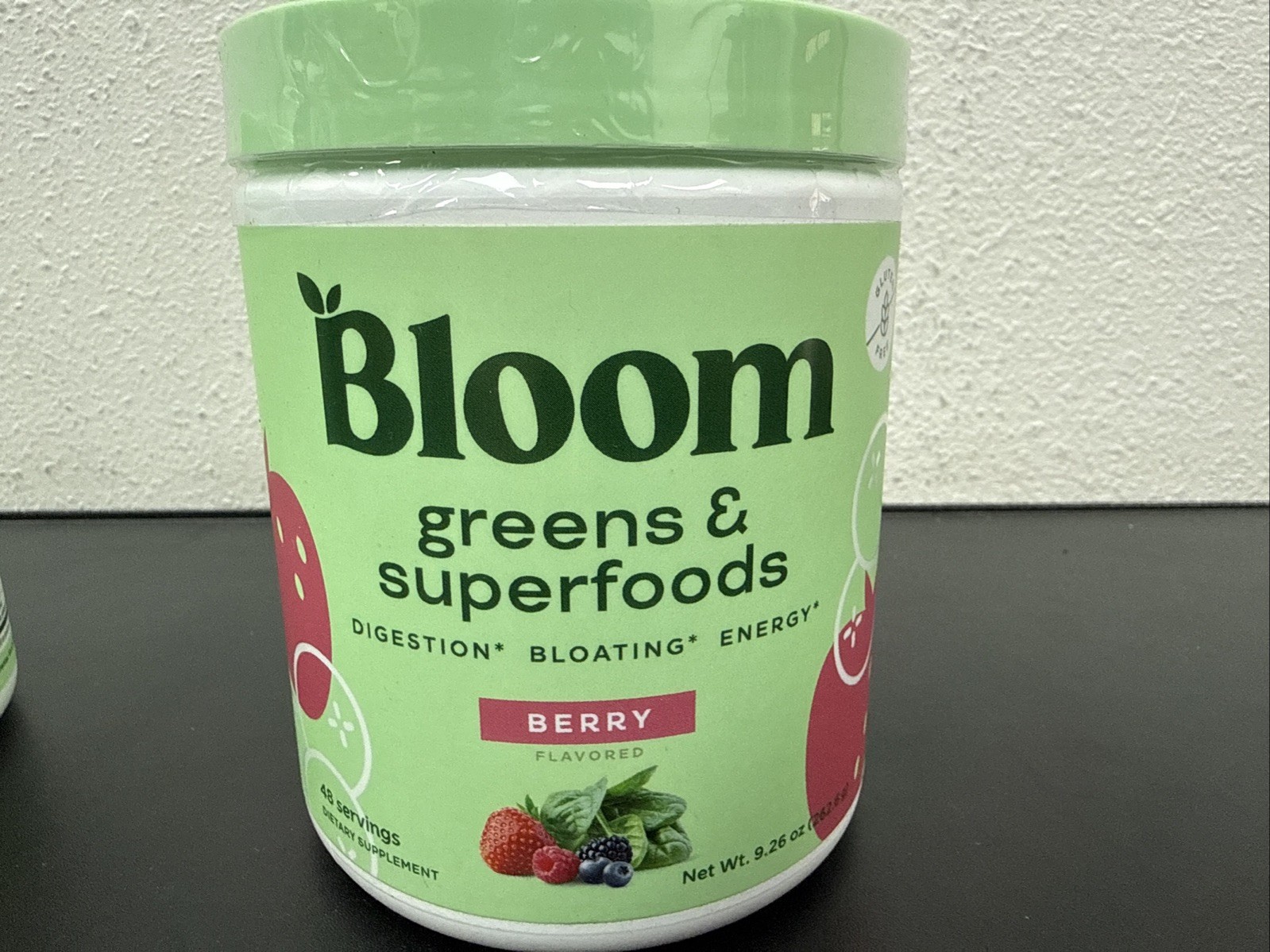 Bundle Of 2 Bloom Nutrition Greens & Superfoods Berry Expired 10/25