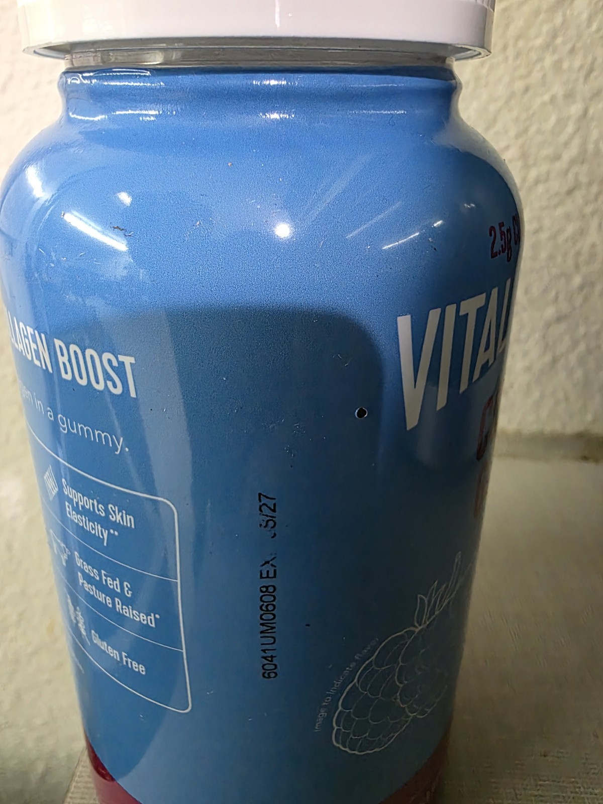 Vital Proteins Collagen Gummies Raspberry 128 Count Grass-Fed Pasture Raised