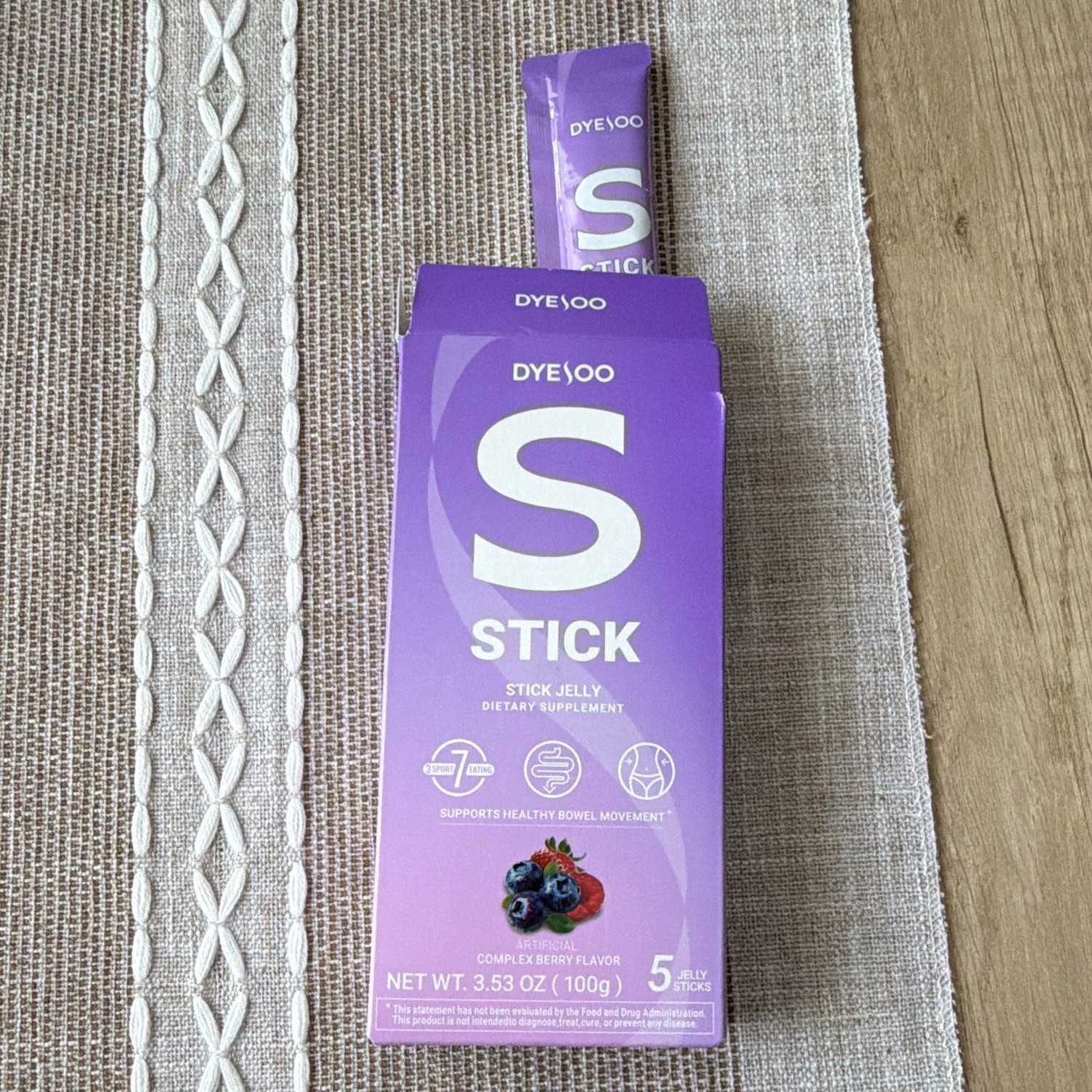DYESOO S Stick Jelly Dietary Supplement Complex Berry 5 Sticks Digestive 3.53oz