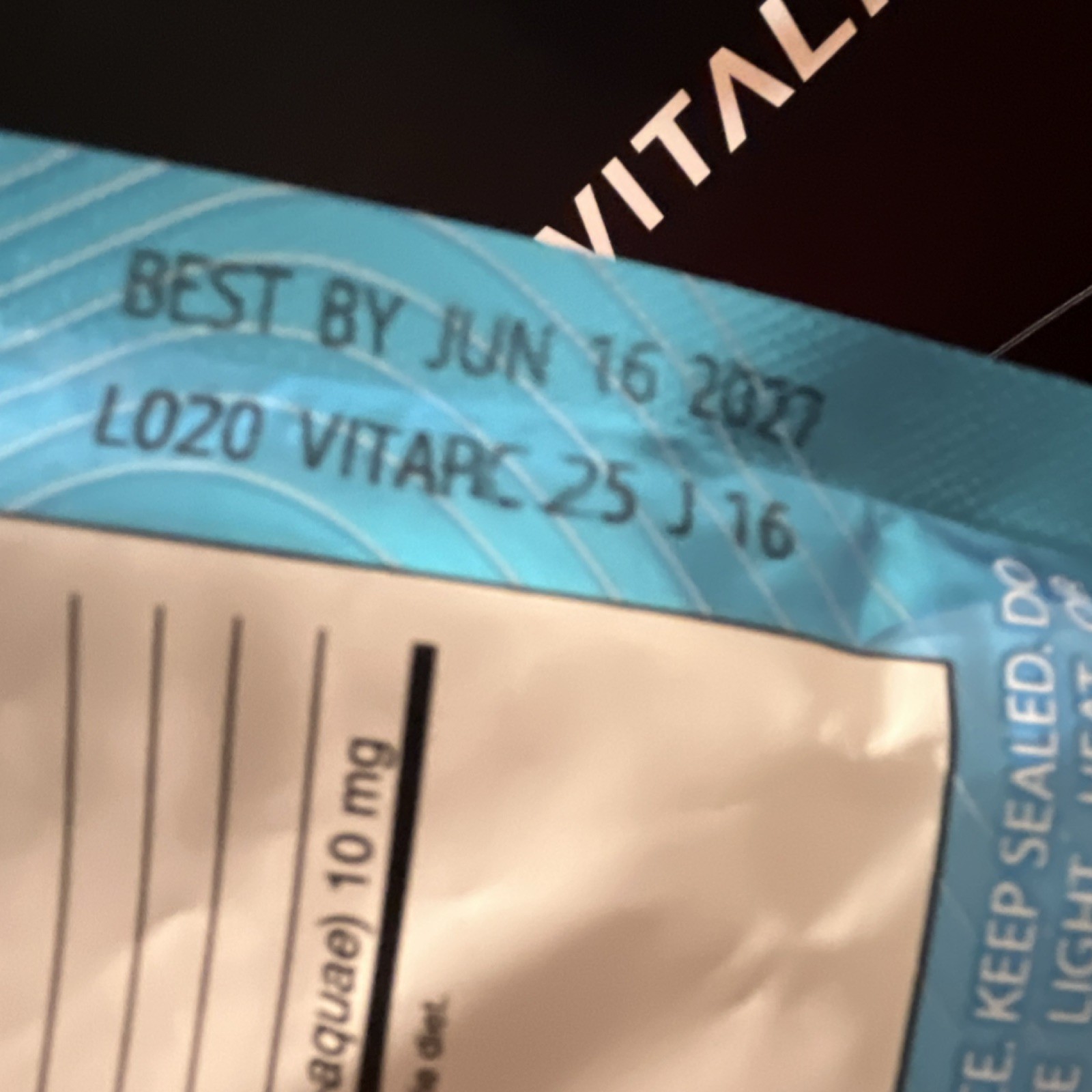 VitalHealth Powdered Vanilla Supplement 10.6 oz Keto-Friendly No Sugar Added