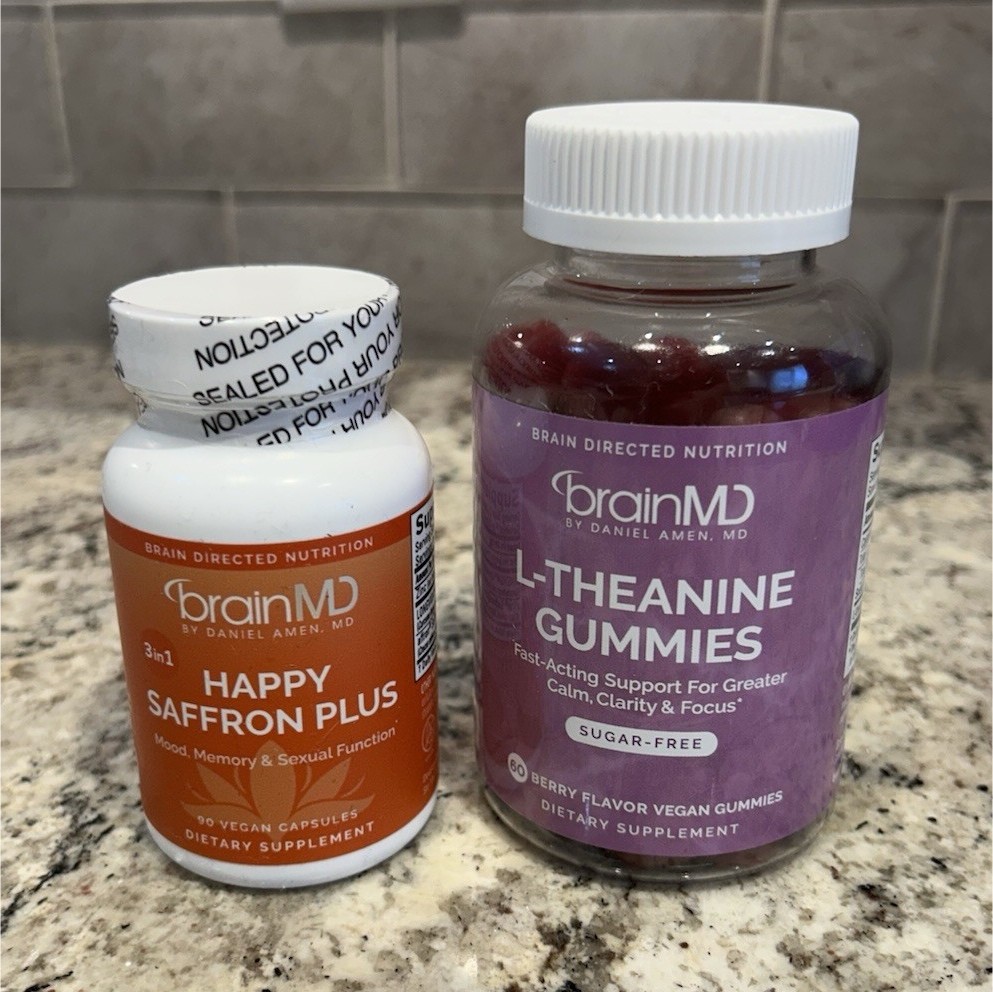 brainMD L-Theanine Gummies Berry Sugar-Free Vegan 60 & Happy Saffron Plus