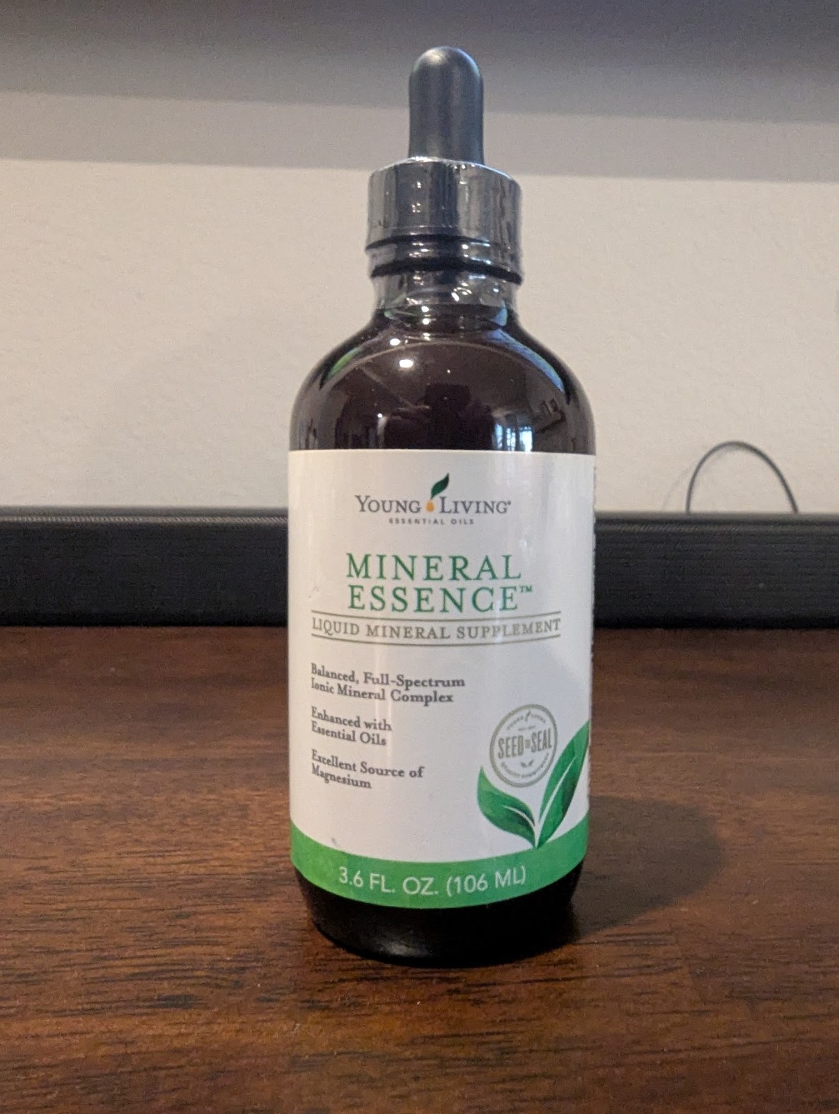Young Living Mineral Essence liquid mineral supplement 3.6 fl oz New Sealed