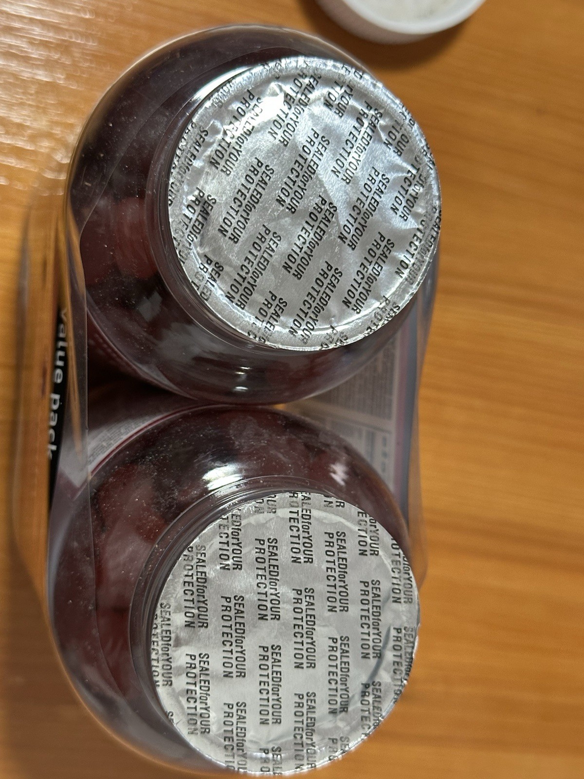 Amazon Basics Adult Multivitamin Gummies Berry & Cherry 300 Exp 10/2027