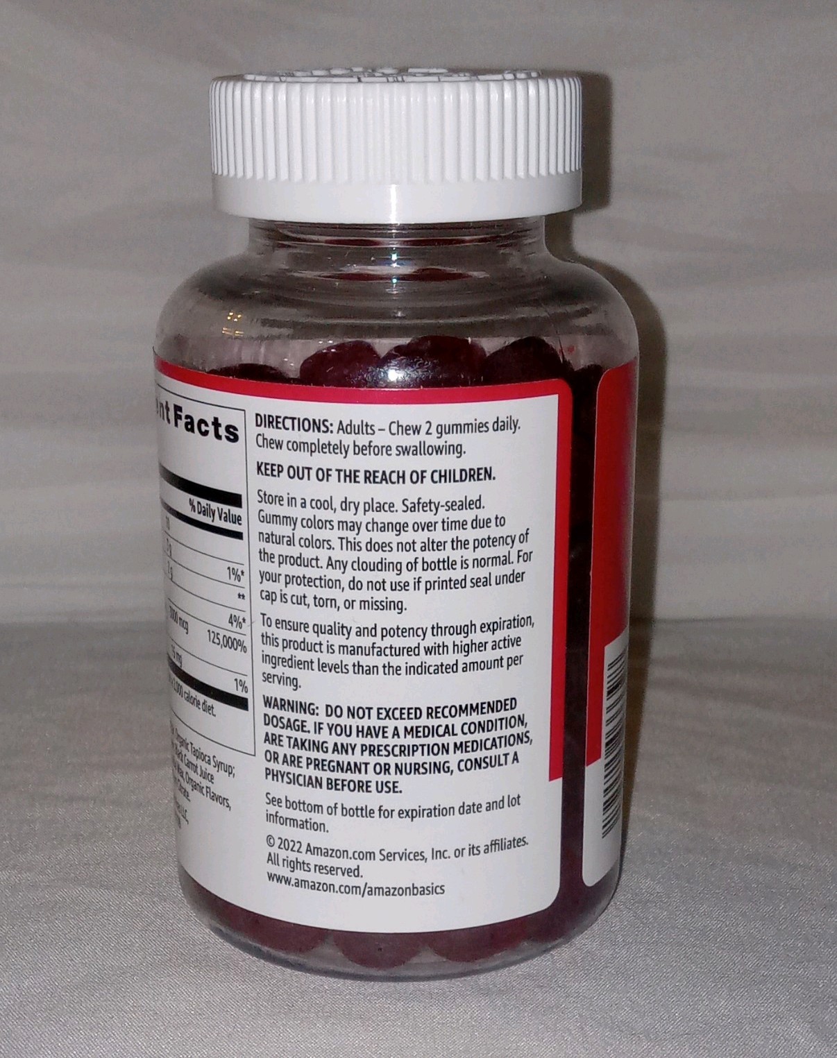 Amazon Basics Vitamin B12 3000 mcg Vegan Gluten-Free Raspberry Gummies 100 ct