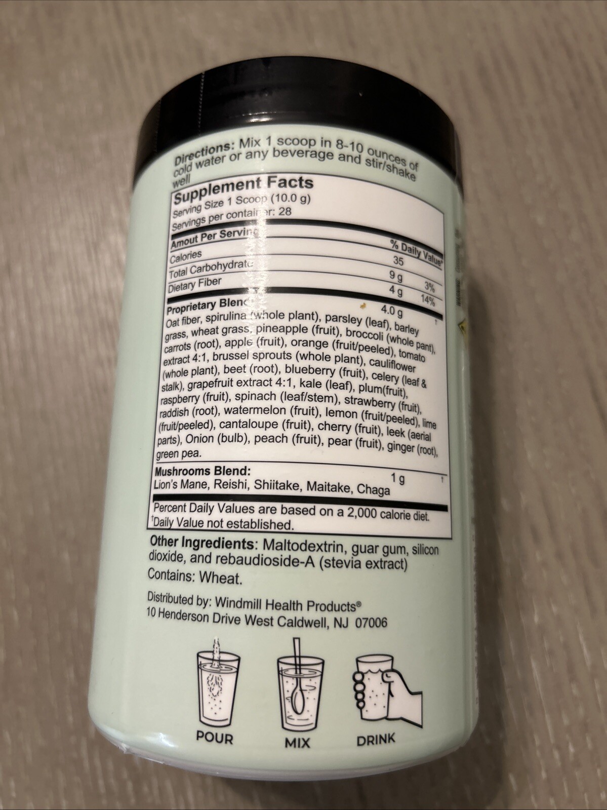 Essential Greens SUPER GREENS Superfoods + Mushrooms. Whole Food Nutrition. New