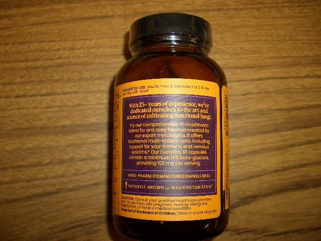 Herb Pharm Mushroom Wellness Everyday 10-90 Vegetarian Caps Exp 3/2028
