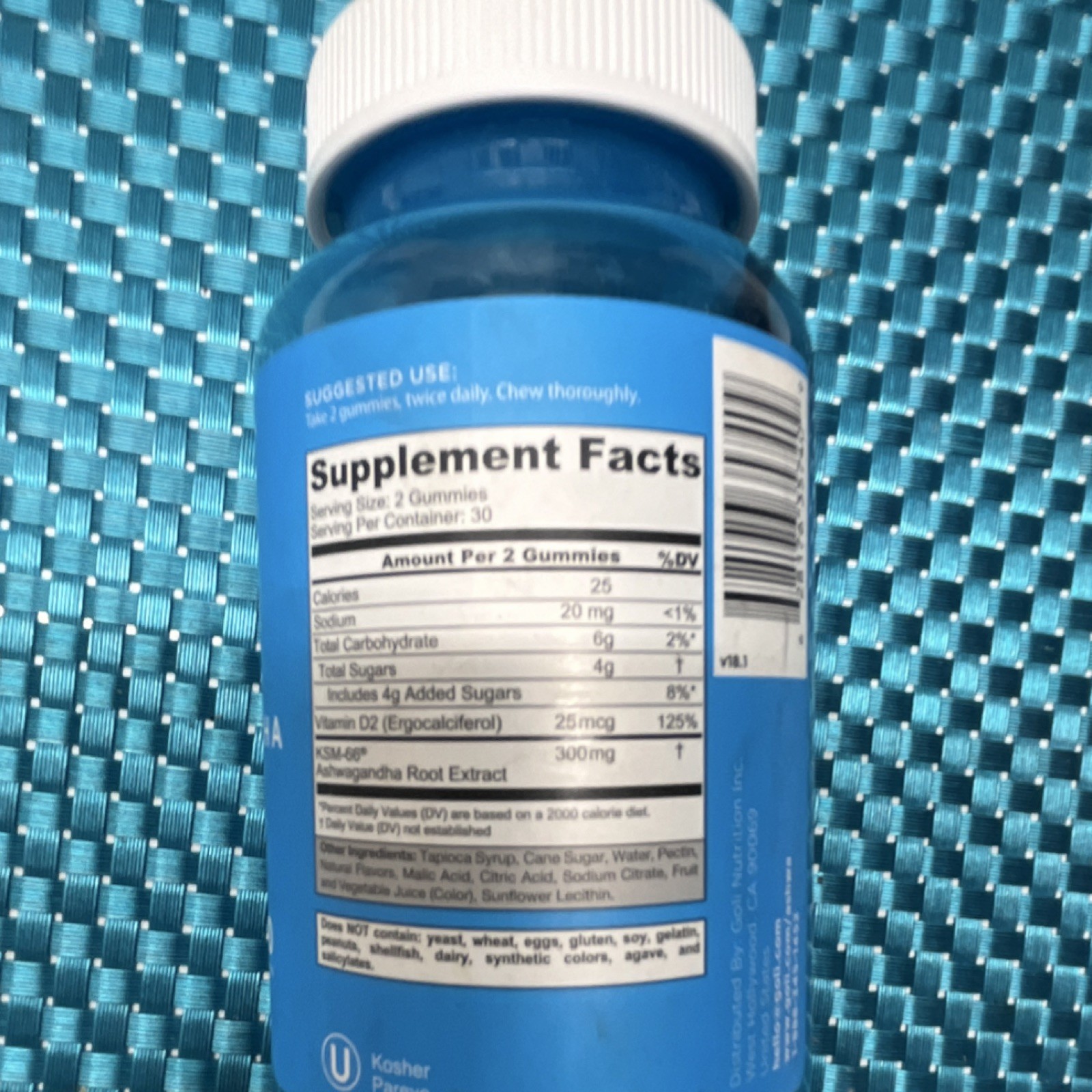 Goli Nutrition Ashwagandha Relax Restore Unwind Gluten-Free 60 Gummies Exp 04/27