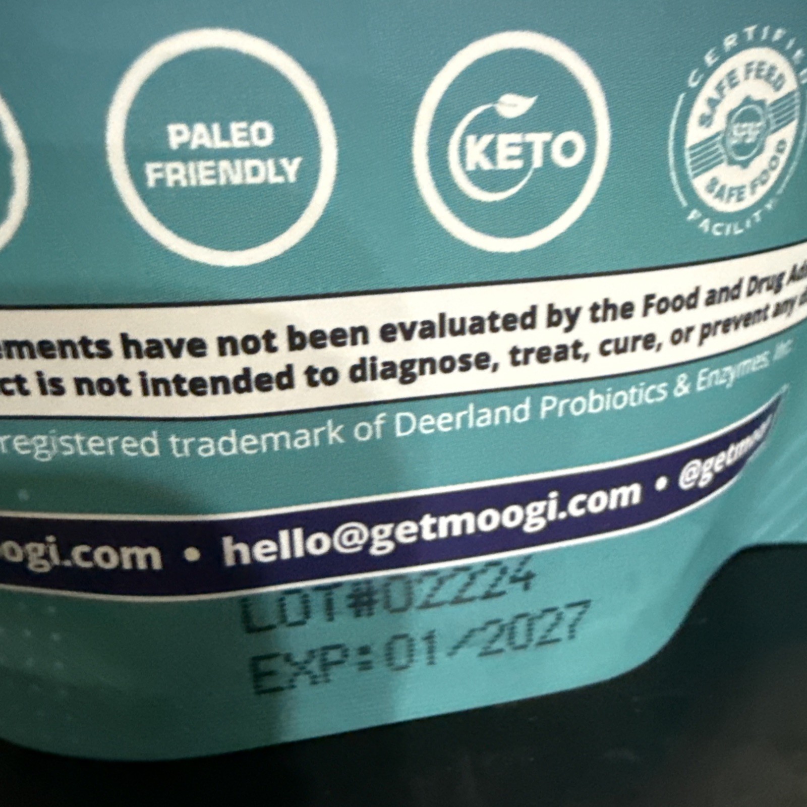 Moogi Health Colostrum + Probiotic DE111 Gut Health 2.6oz Unflavored
