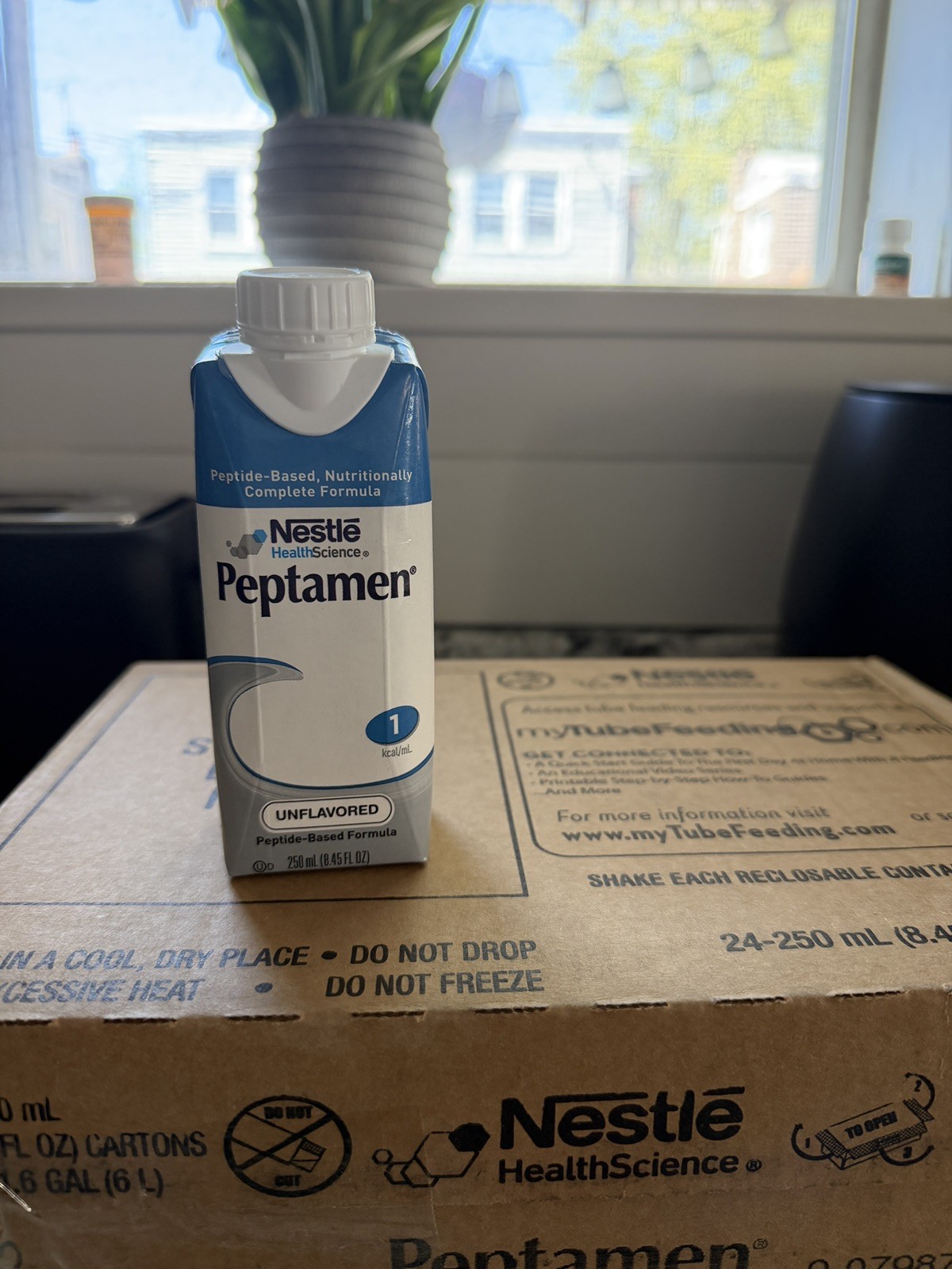 24 Nestle Peptamen 1.0 Adult Tube Feeding Formula 250mL Exp 9/26-11/26