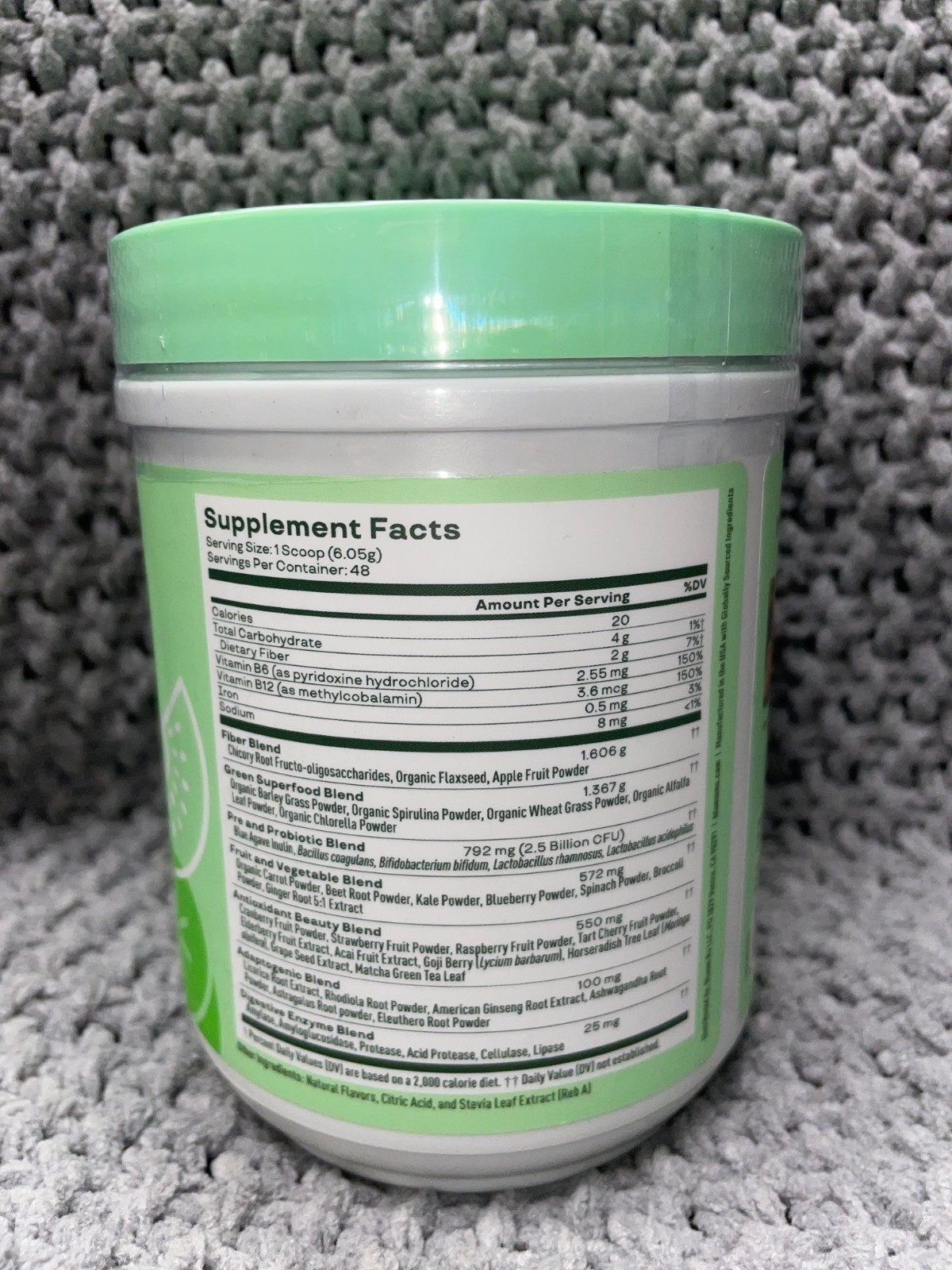 Bloom Greens & Superfoods Powder Strawberry Kiwi 48 Servings DairyFree Exp 12/26