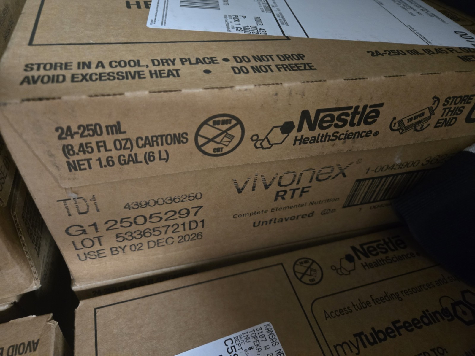 Nestle Vivonex RTF Complete Elemental Nutritional Unflavored 24pk.8.45ozbottles