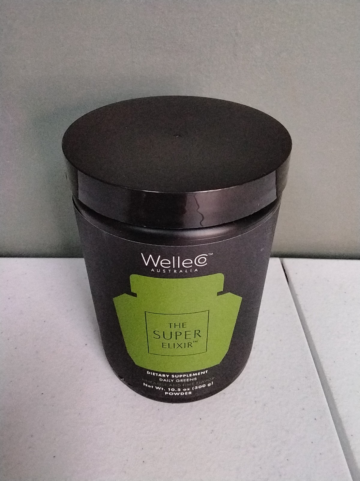 WelleCo The Super Elixir Daily Greens 10.5oz Powder Pineapple Lime NEW Exp 2/27
