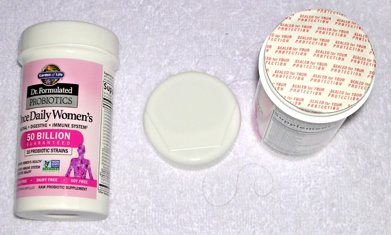 Set f 2 Once Daily Women’s Probiotic 50 Billion 60 Capsules 16 Strains 11/26 Lot