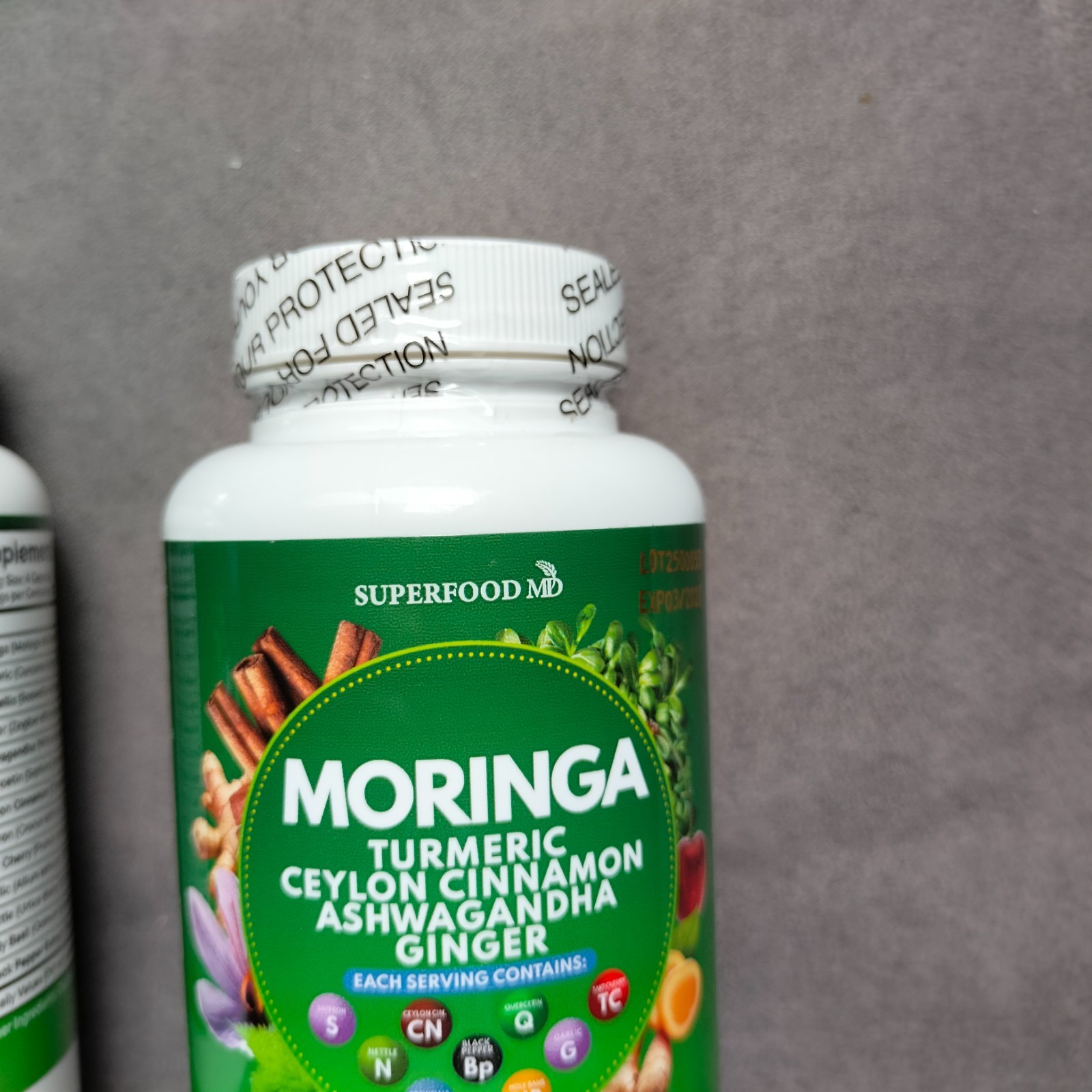 new pair of Superfood MD Moringa Supplement Turmeric Ginger 120 Caps Exp.03.2027