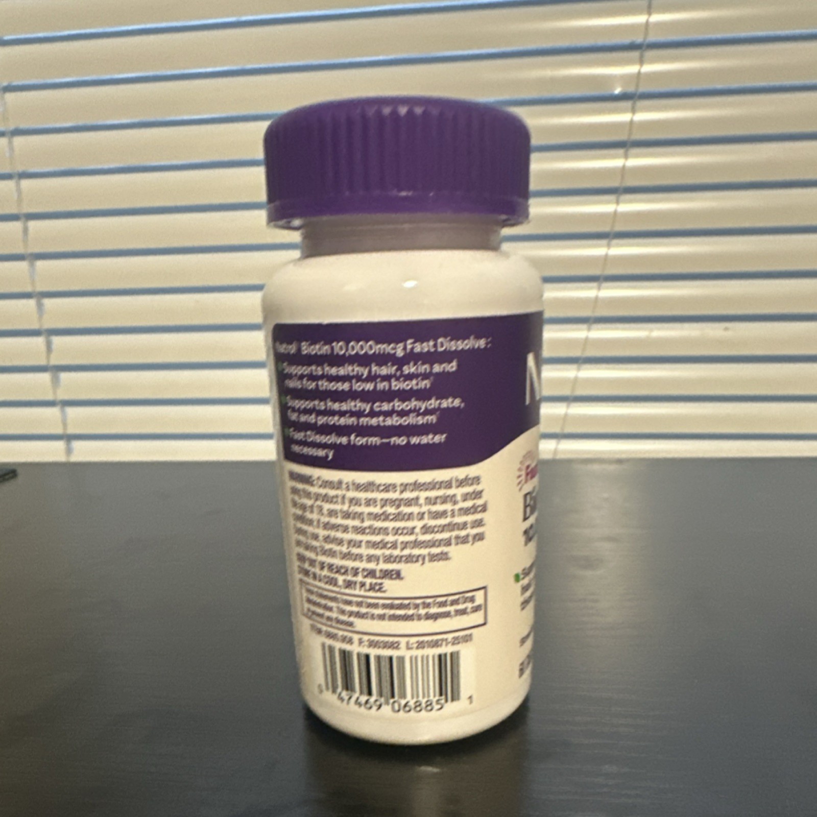 Natrol Biotin 10,000mcg Fast Dissolve Tablets Strawberry Flavor 60 Count