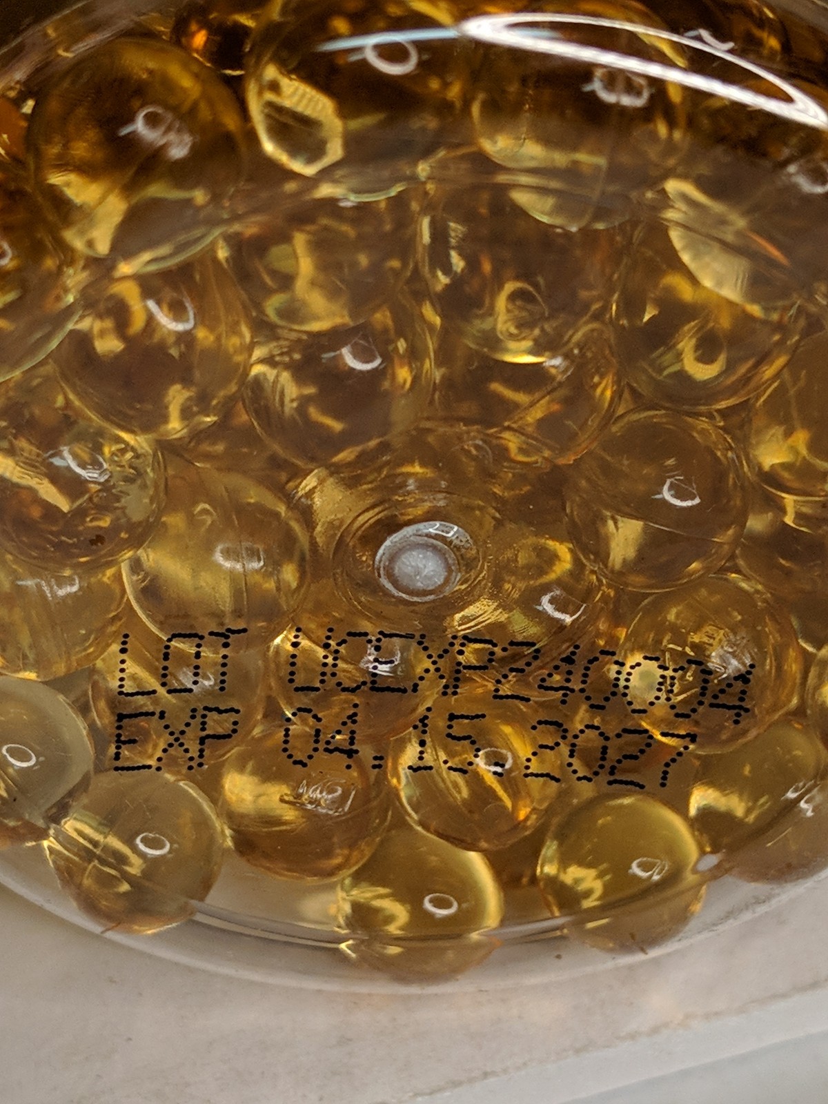 2x Spoonful Omega-3 Fish Oil 300 Capsules 1,290 Mg Per Serving EXP 04/15/2027