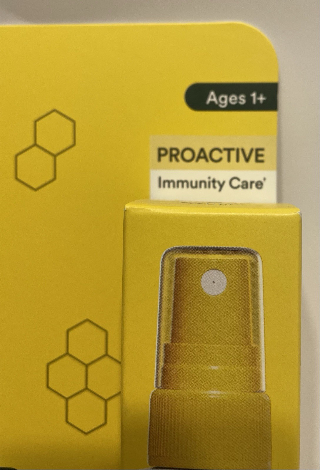 Beekeepers Naturals Propolis Immune Throat Spray Vitamin C Honey 1.5 Oz EX08/28