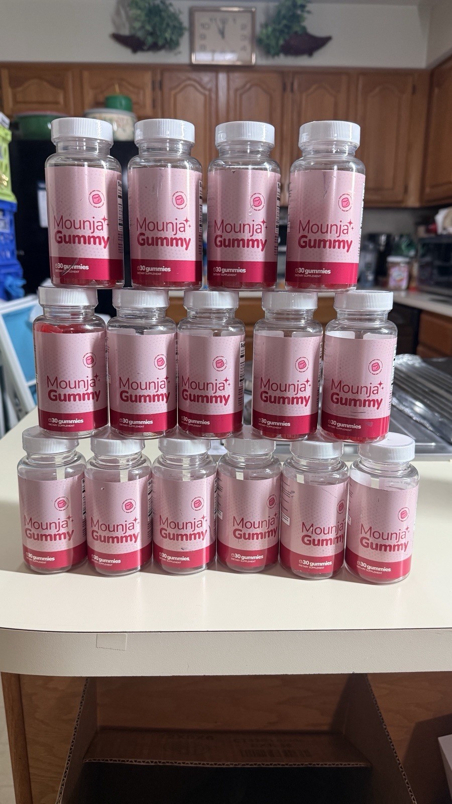 1 BOTTLE Mounja gummies. sealed. expiry 9/2027