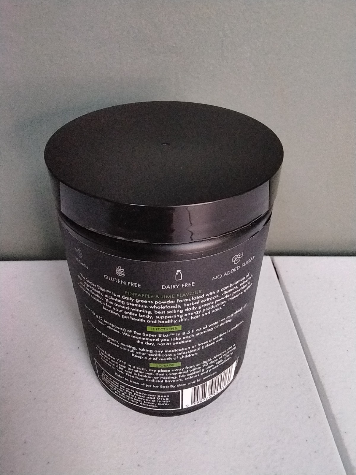 WelleCo The Super Elixir Daily Greens 10.5oz Powder Pineapple Lime NEW Exp 2/27