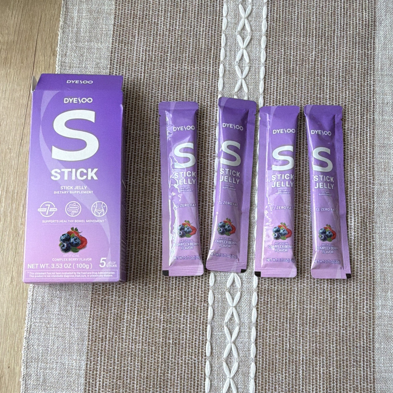 DYESOO S Stick Jelly Dietary Supplement Complex Berry 5 Sticks Digestive 3.53oz