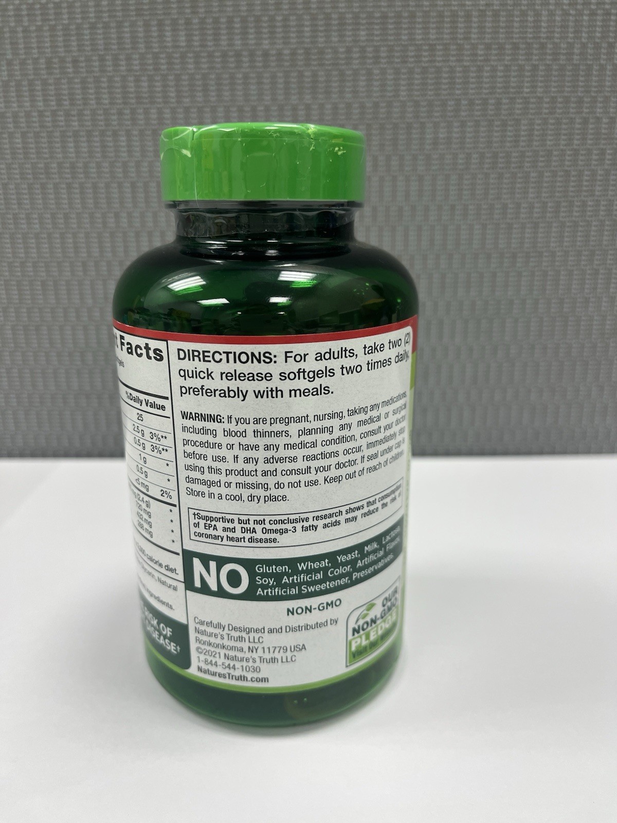 Natures Truth Fish Oil 2,400 mg Natural Lemon Flavor Omega-3 120 Soft gels