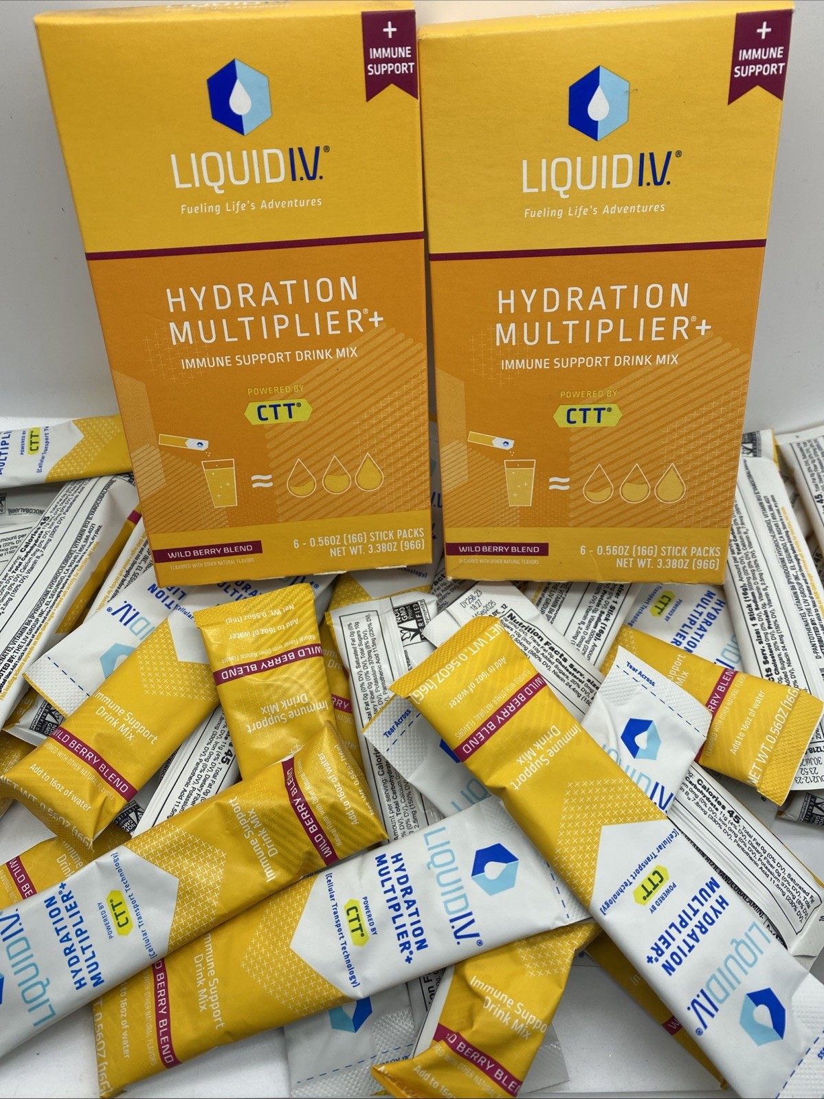 (75) Liquid I.V. Hydration Multiplier Immune Drink Mix WildBerry JN25COMBINESHIP